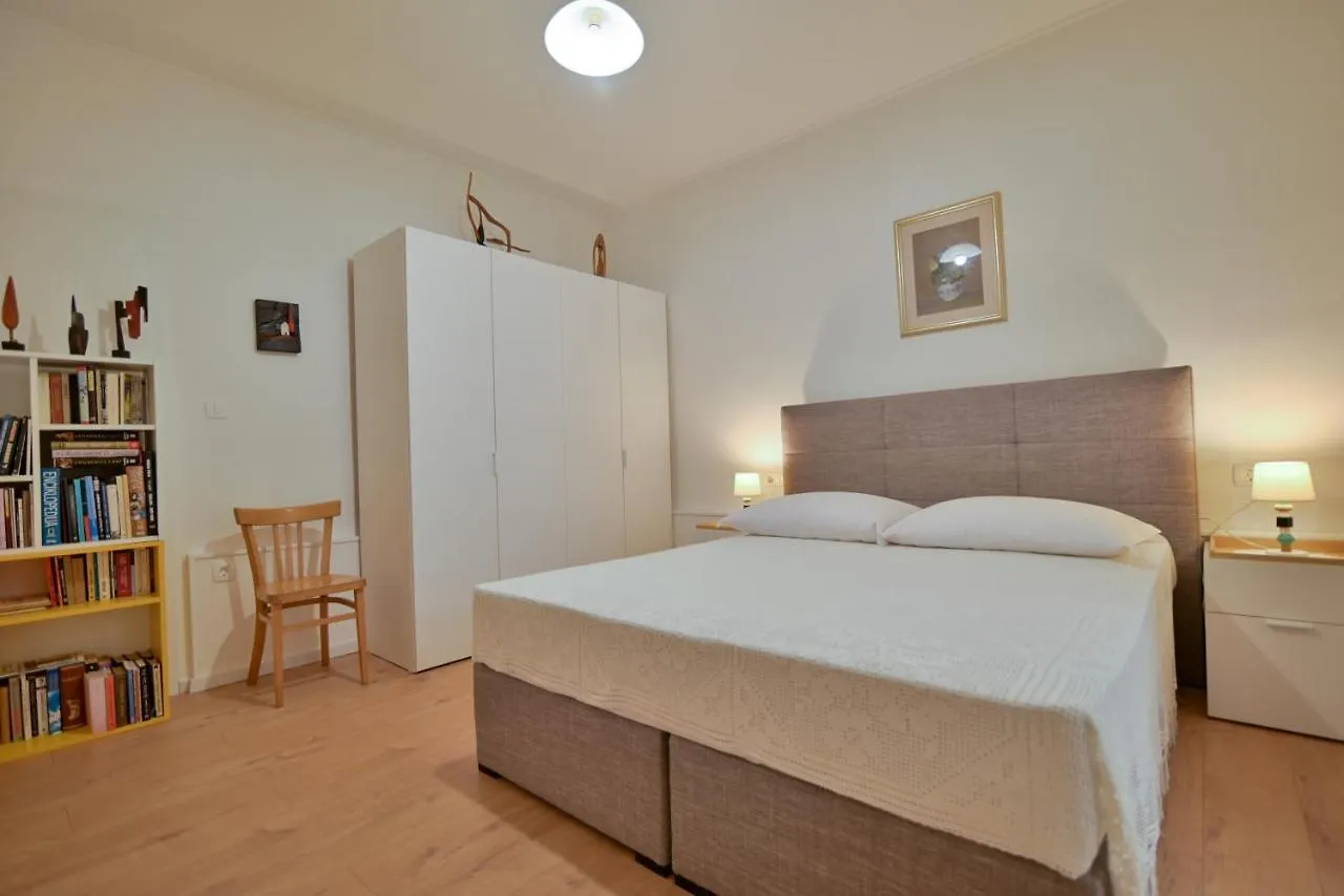 Apartments Art Trogir